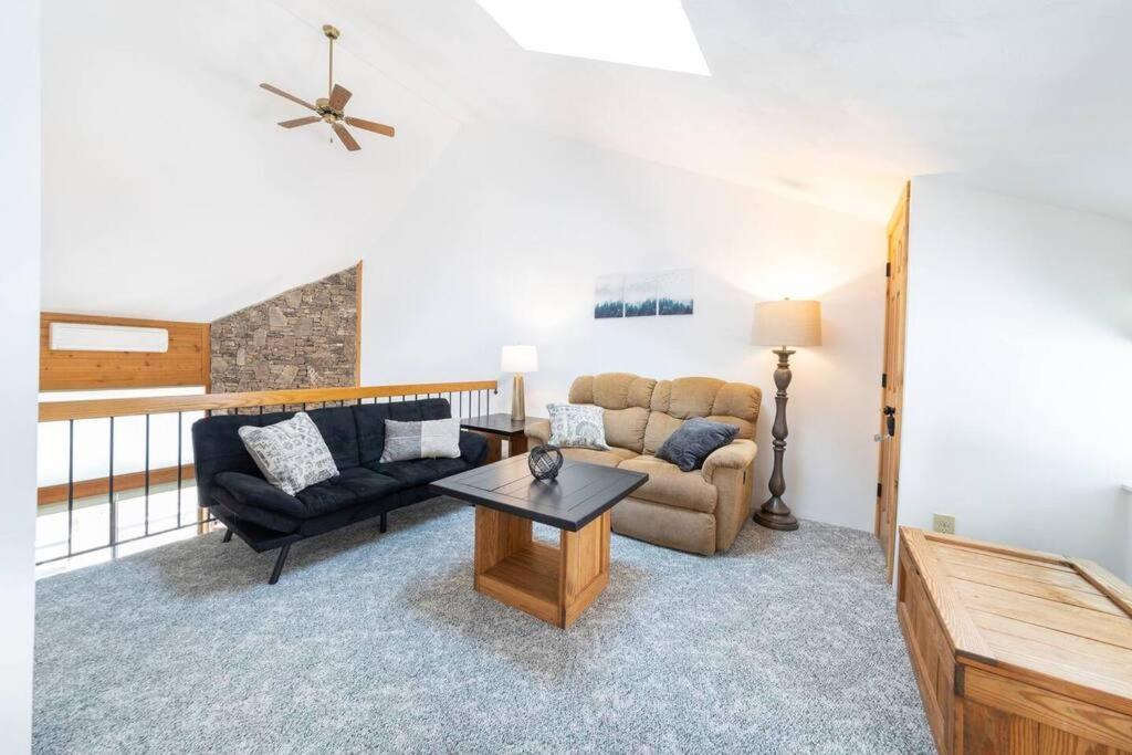 Apartment Luxury Seven Springs Condo- 3 Bed & Loft, 3 Bath Champion