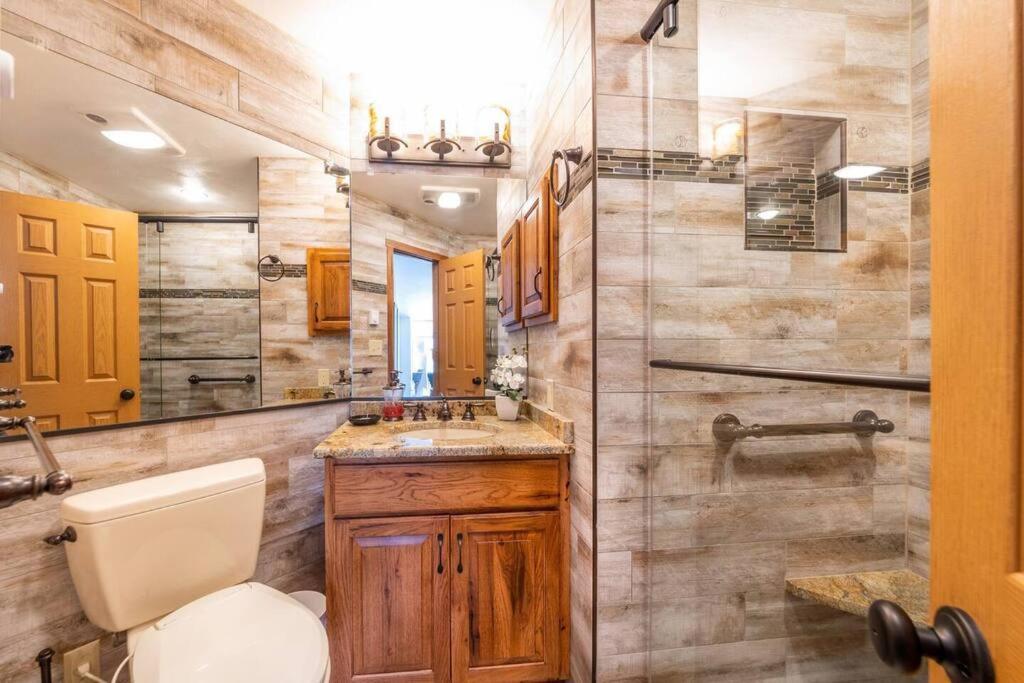 Apartment Luxury Seven Springs Condo- 3 Bed & Loft, 3 Bath
