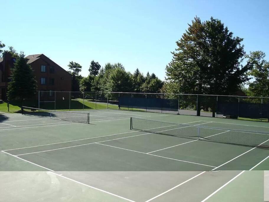 Luxury Seven Springs Condo- 3 Bed & Loft, 3 Bath Apartment Champion